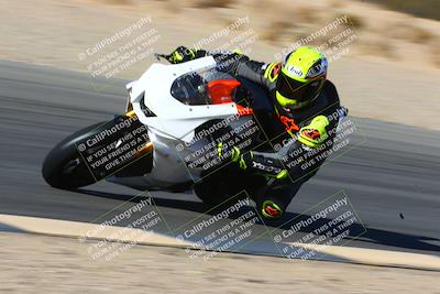 media/Jan-08-2022-SoCal Trackdays (Sat) [[1ec2777125]]/Turn 6 Inside (1pm)/